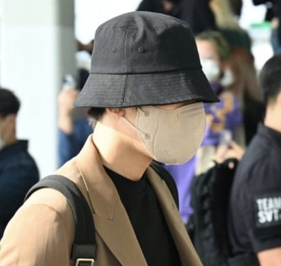 Varzar - Herringbone Label Bucket Hat Black
