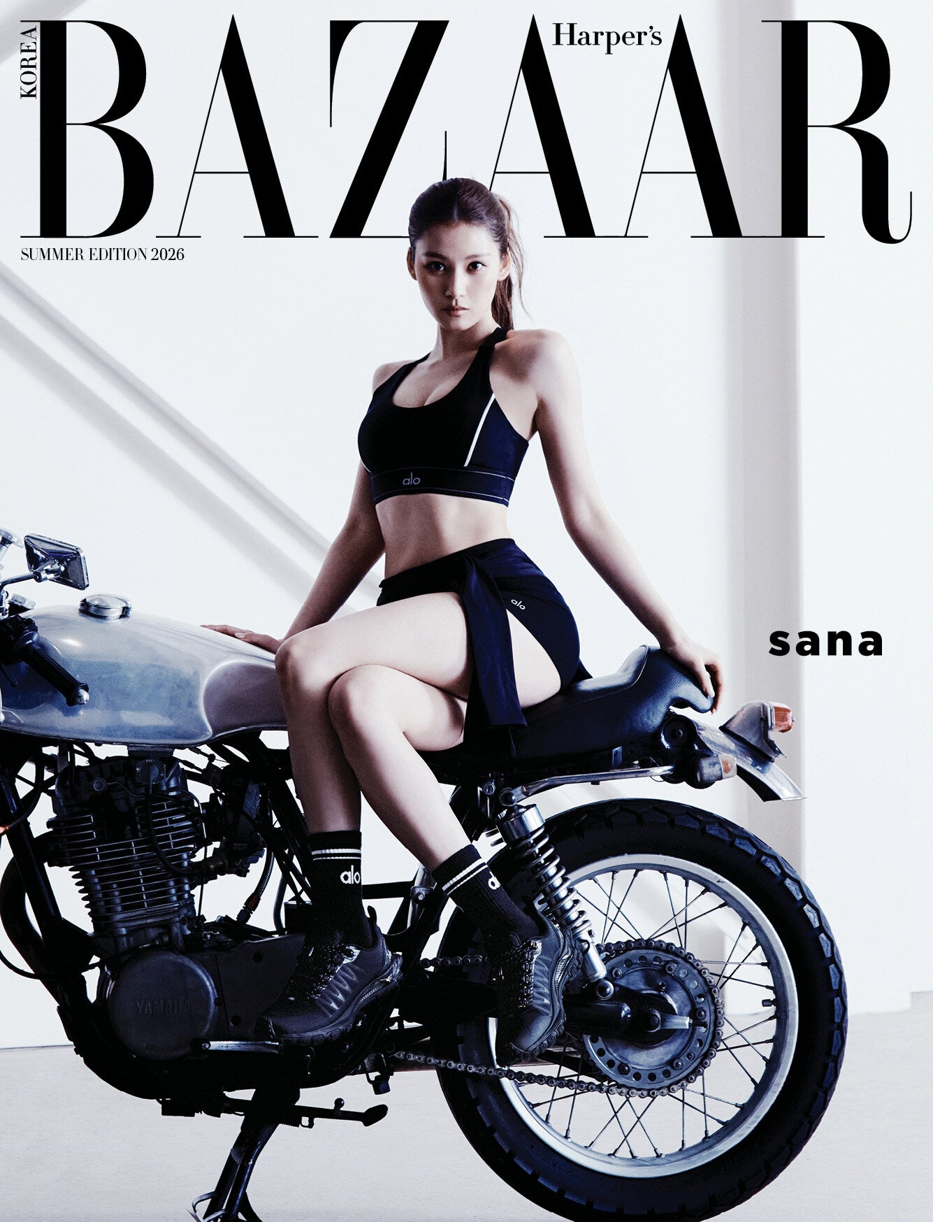 Harper's Bazaar Korea: (Summer Edition Issue)